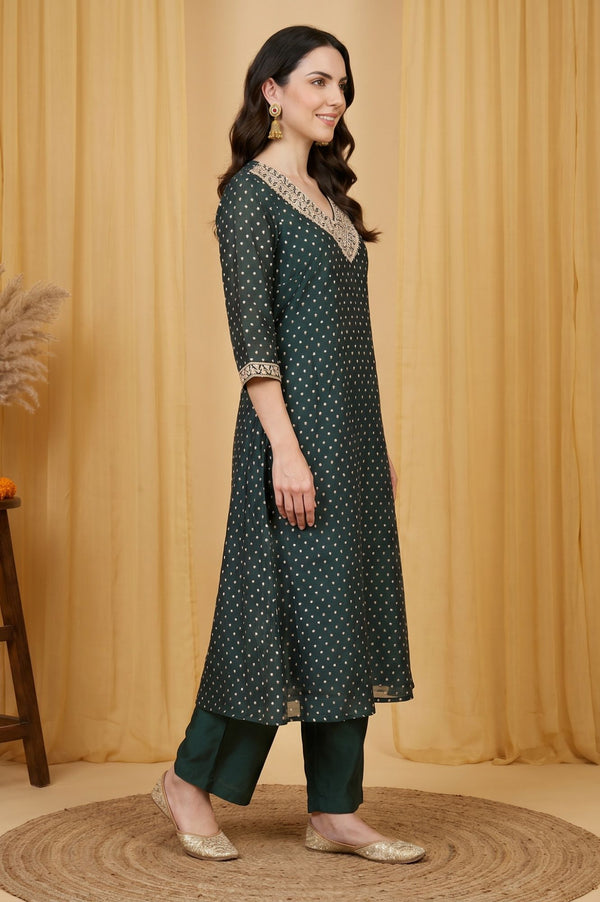 Green Sequins Embroidered Chanderi Straight Kurta with Pant and Dupatta Set