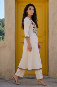 Off White Thread Embroidered Cotton Flax Straight Kurta with Pants and Dupatta Set