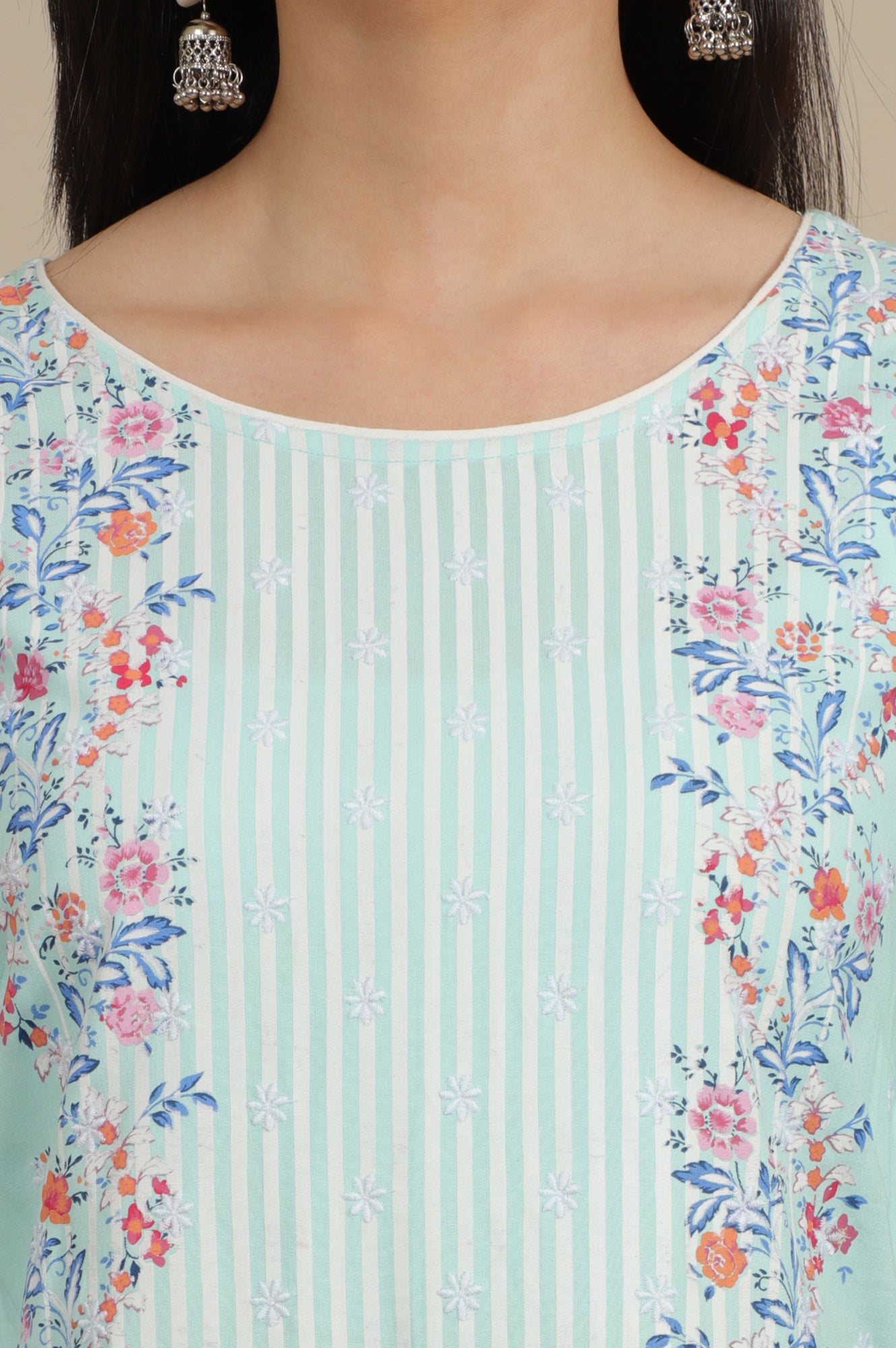 Blue Floral Printed Straight Kurta and Pants Co-ord Set