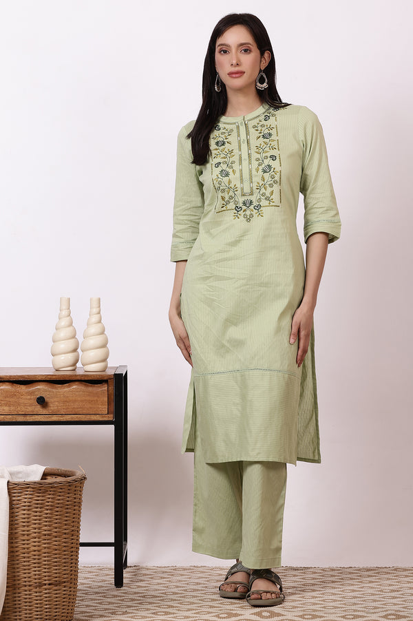 Green Embroidered Yoke Pure Cotton Straight Kurta and Pants Set