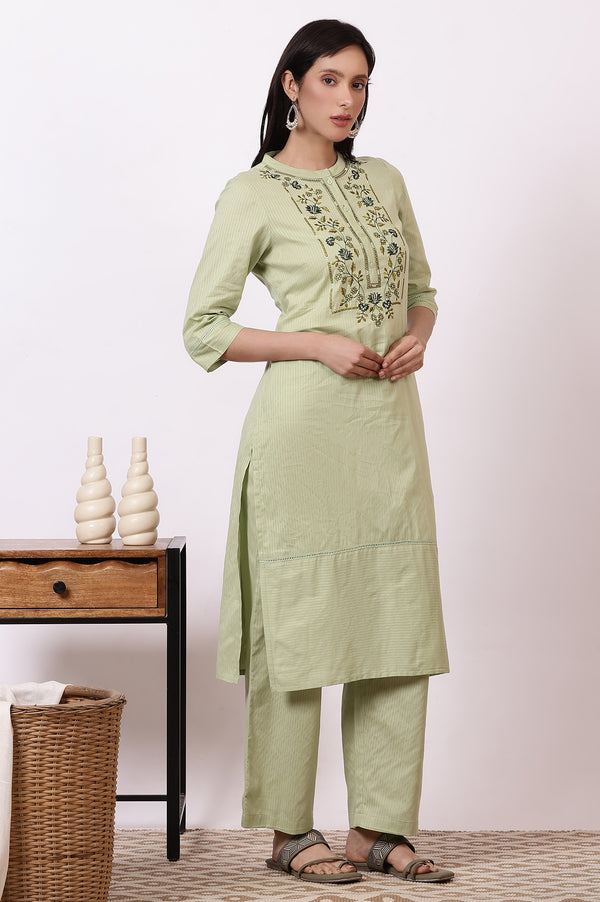 Green Embroidered Yoke Pure Cotton Straight Kurta and Pants Set