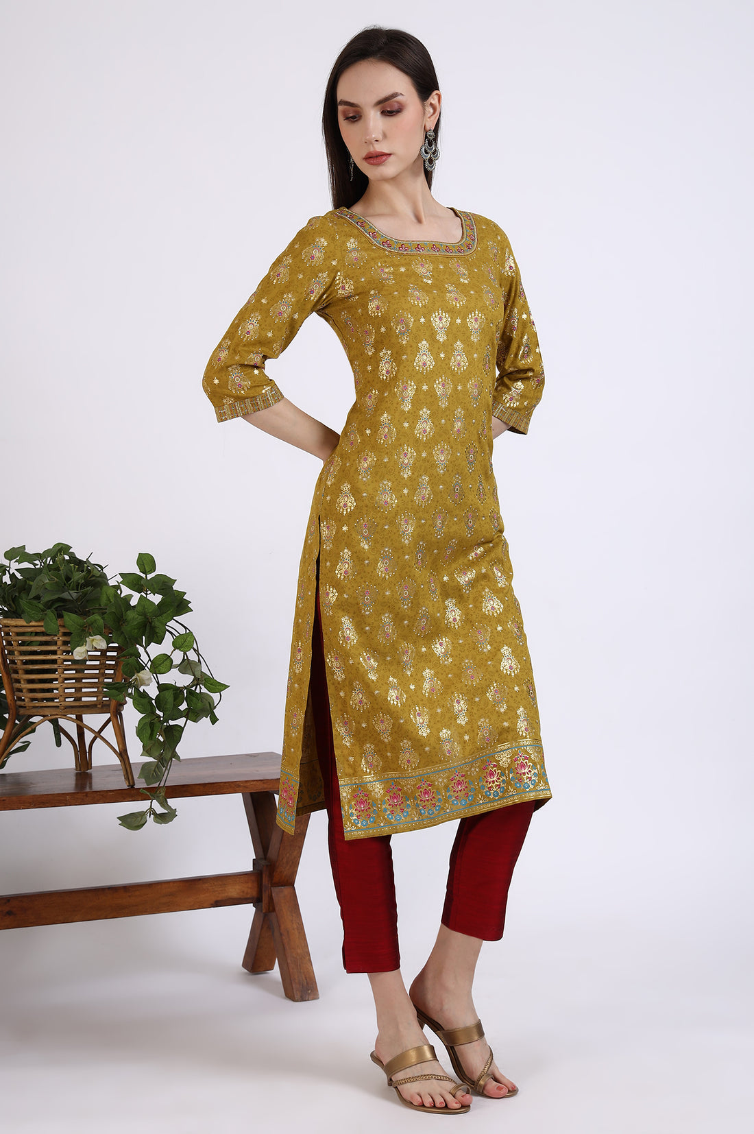 Green Foil Printed Rayon Straight Kurta