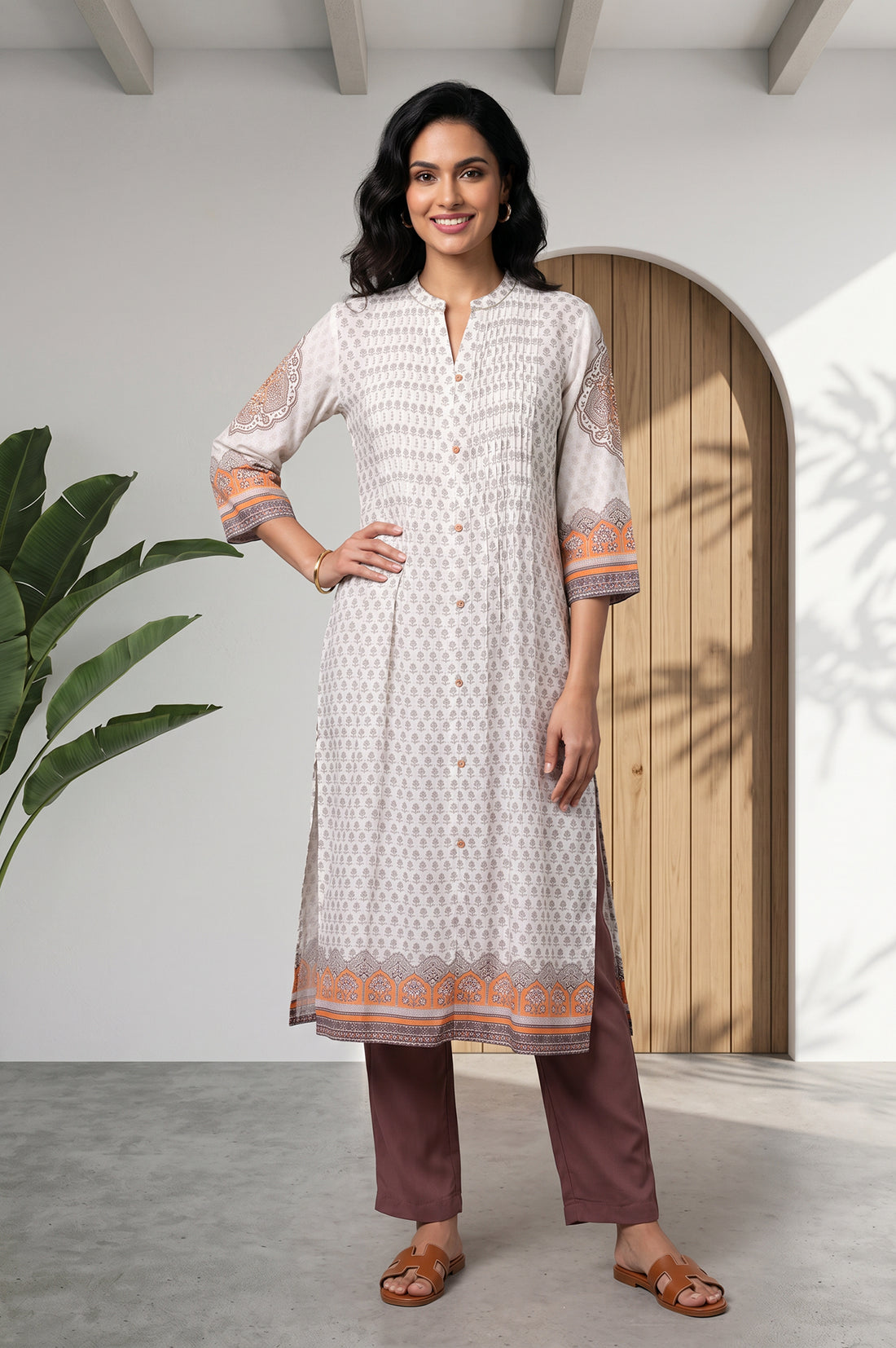Off White Ethnic Motifs Yarn Dyed Straight Kurta With Trousers Co-ord Set