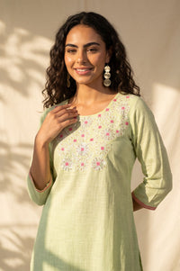 Green Embroidered Pure Cotton Straight Kurta