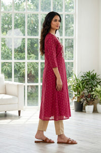 Maroon Thread Embroidered Straight Kurta