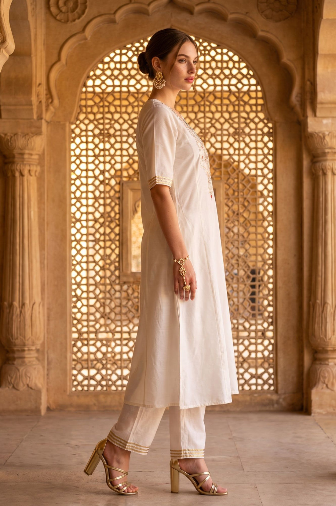 Off White Yarn Dyed Zari Embroidered A-line Kurta