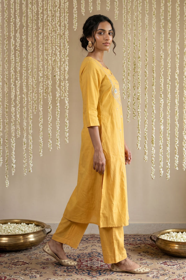 Yellow Embroidered Yarn Dyed Straight Kurta