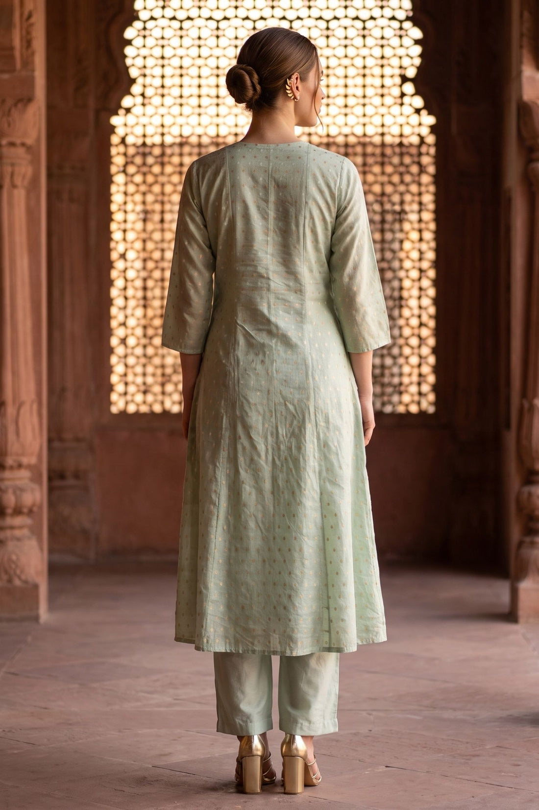 Sea Green Yarn Dyed Textured Zari Chanderi Flared Kurta