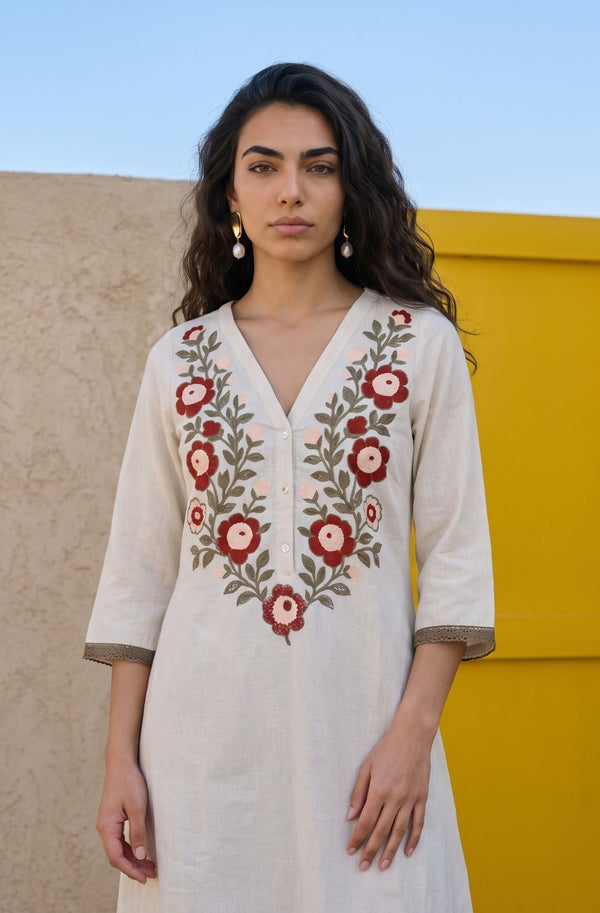 Off White Embroidered Cotton Flax Straight Kurta