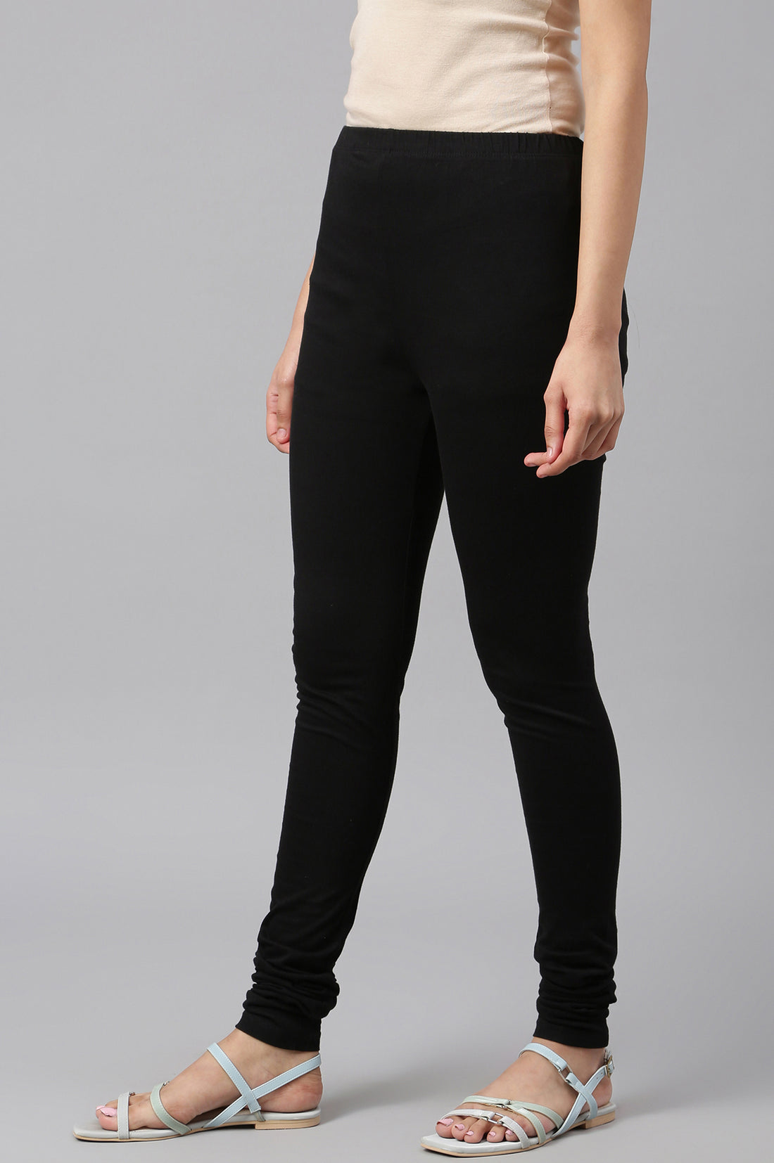 Black Solid Plain Skinny Cotton Churidar