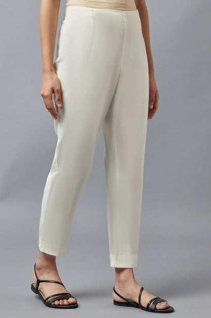 White Solid Trousers