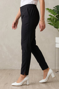Black Straight Fit Ankle Length Mid Rise Trousers