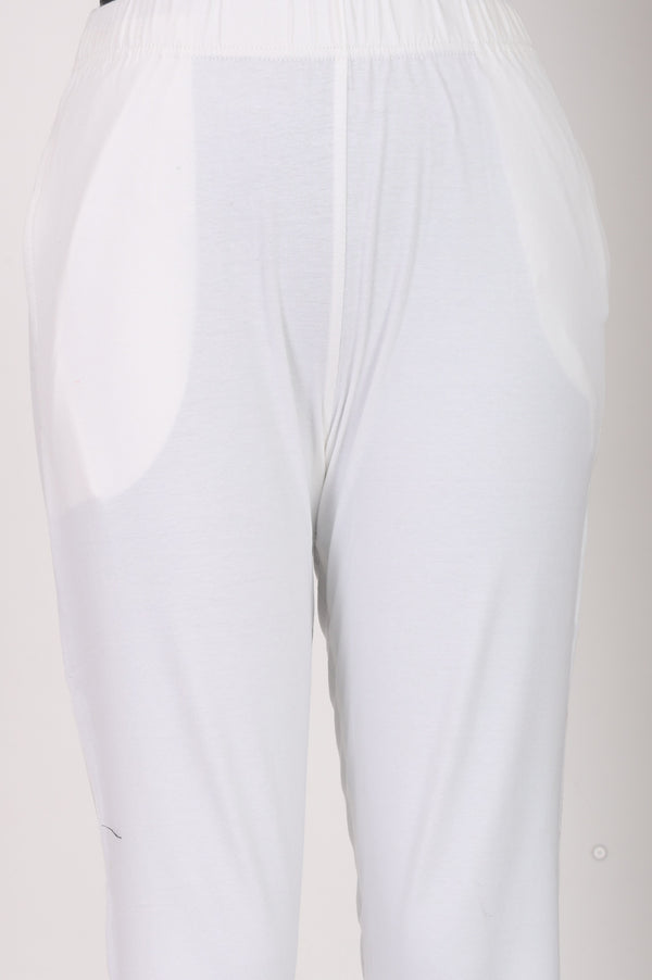 White Slim Fit Tapered Ankle Length Mid Rise Trousers