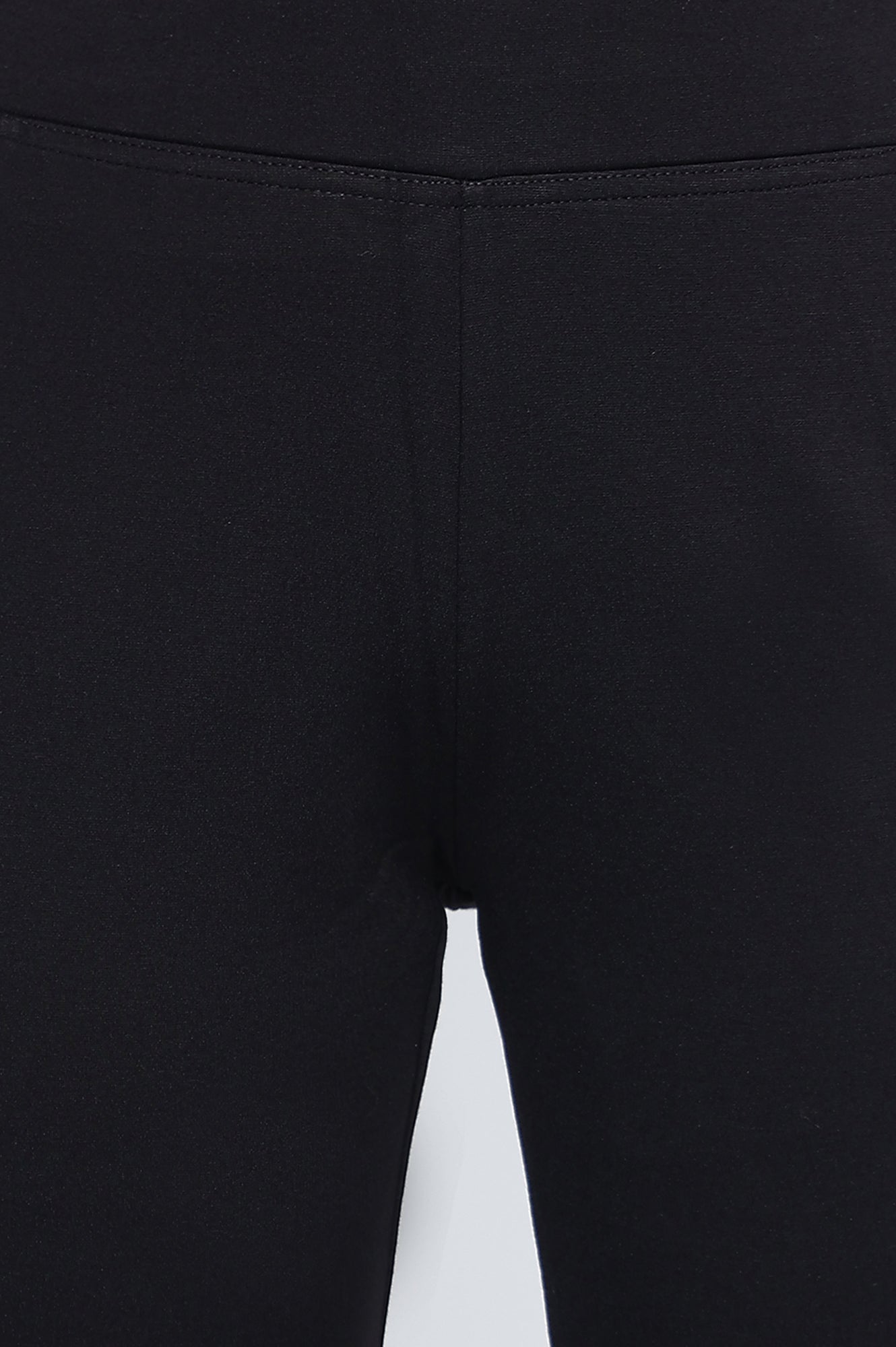 Black Solid Mid Rise Tights in Ankle Length