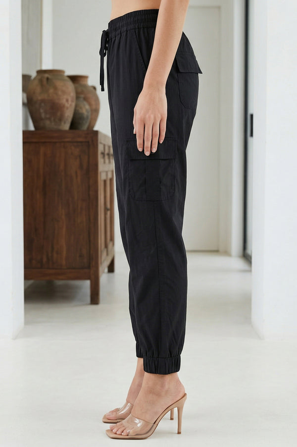Elleven Women's Black Solid Pure Cotton Ankle Length Cargo