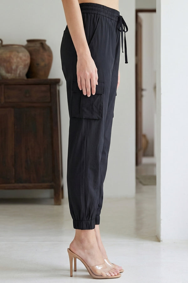 Elleven Women's Black Solid Pure Cotton Ankle Length Cargo
