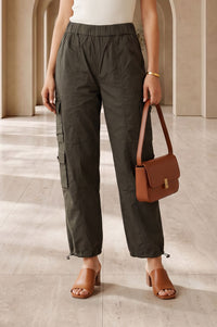 Olive Solid Pure Cotton Straight Fit Ankle Length Cargo