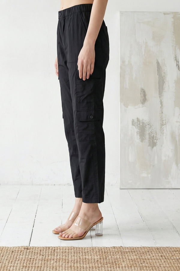 Elleven Women's Black Solid Pure Cotton Ankle Length Cargo