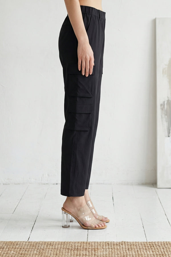 Elleven Women's Black Solid Pure Cotton Ankle Length Cargo