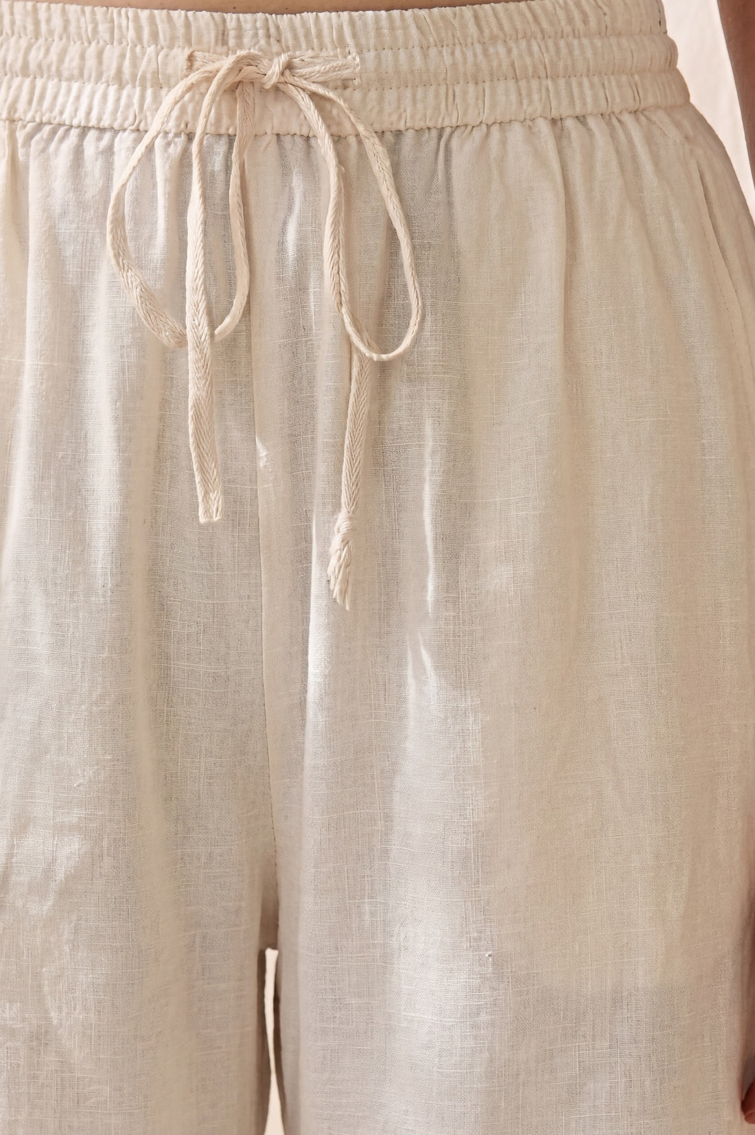Off White Solid Rayon Relaxed Fit Ankle Length Harem Pants