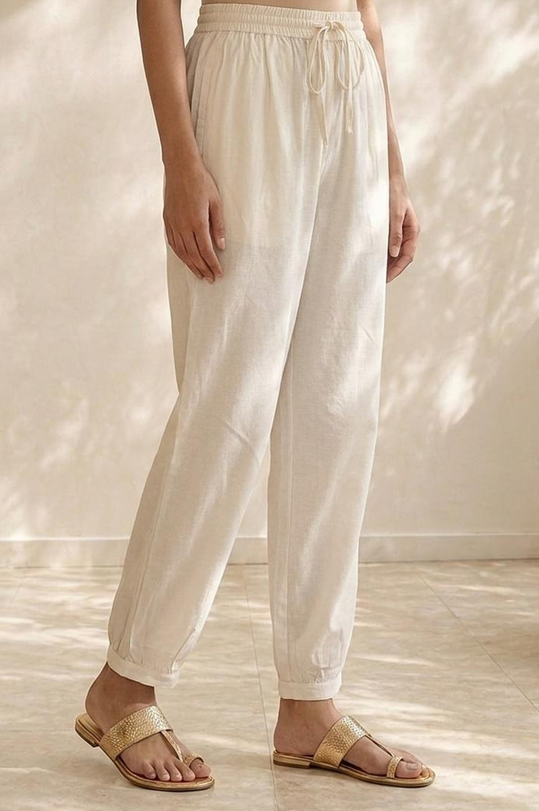 Off White Solid Rayon Relaxed Fit Ankle Length Harem Pants