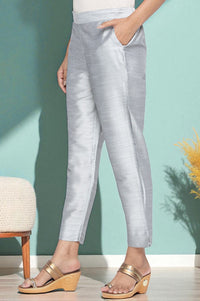 Grey Solid Mid Rise Slub Trousers in Ankle Length
