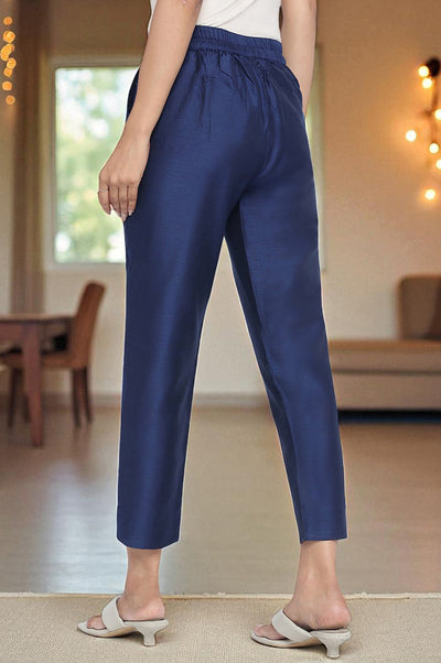 Blue Solid Mid Rise Slub Trousers in Ankle Length