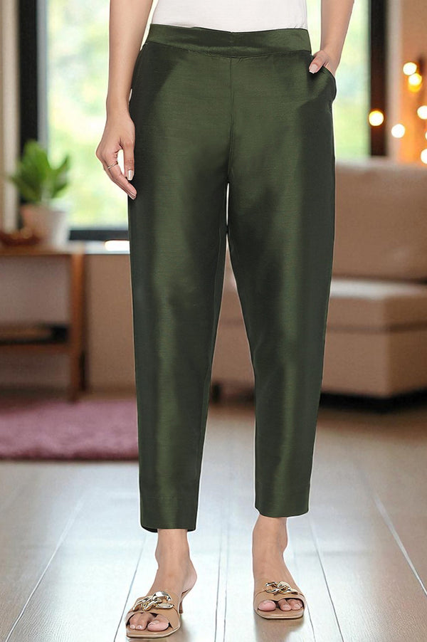 Green Solid Mid Rise Slub Trousers in Ankle Length