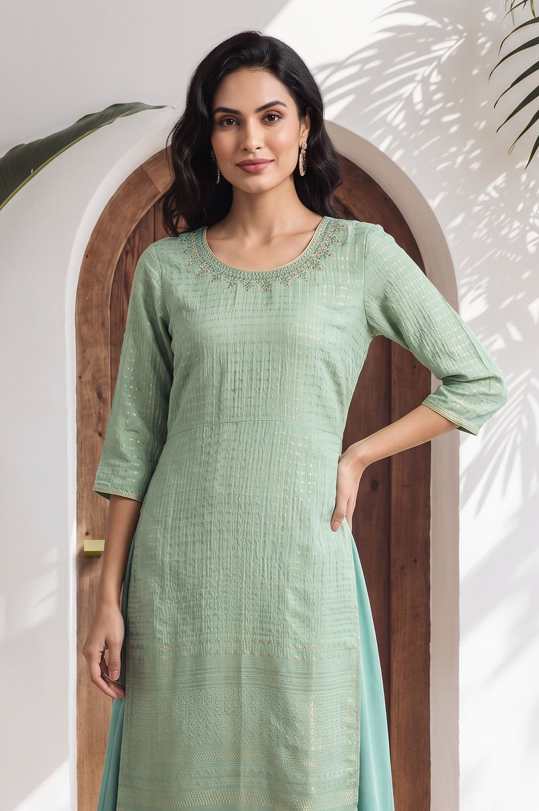 Sea Green Thread Embroidered Rayon Zari Straight Kurta with Tights
