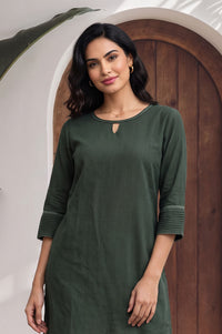 Green Yarn Dyed Textured Lace Rayon Straight Kurta with Tights Set
