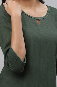 Green Yarn Dyed Textured Lace Rayon Straight Kurta with Tights Set