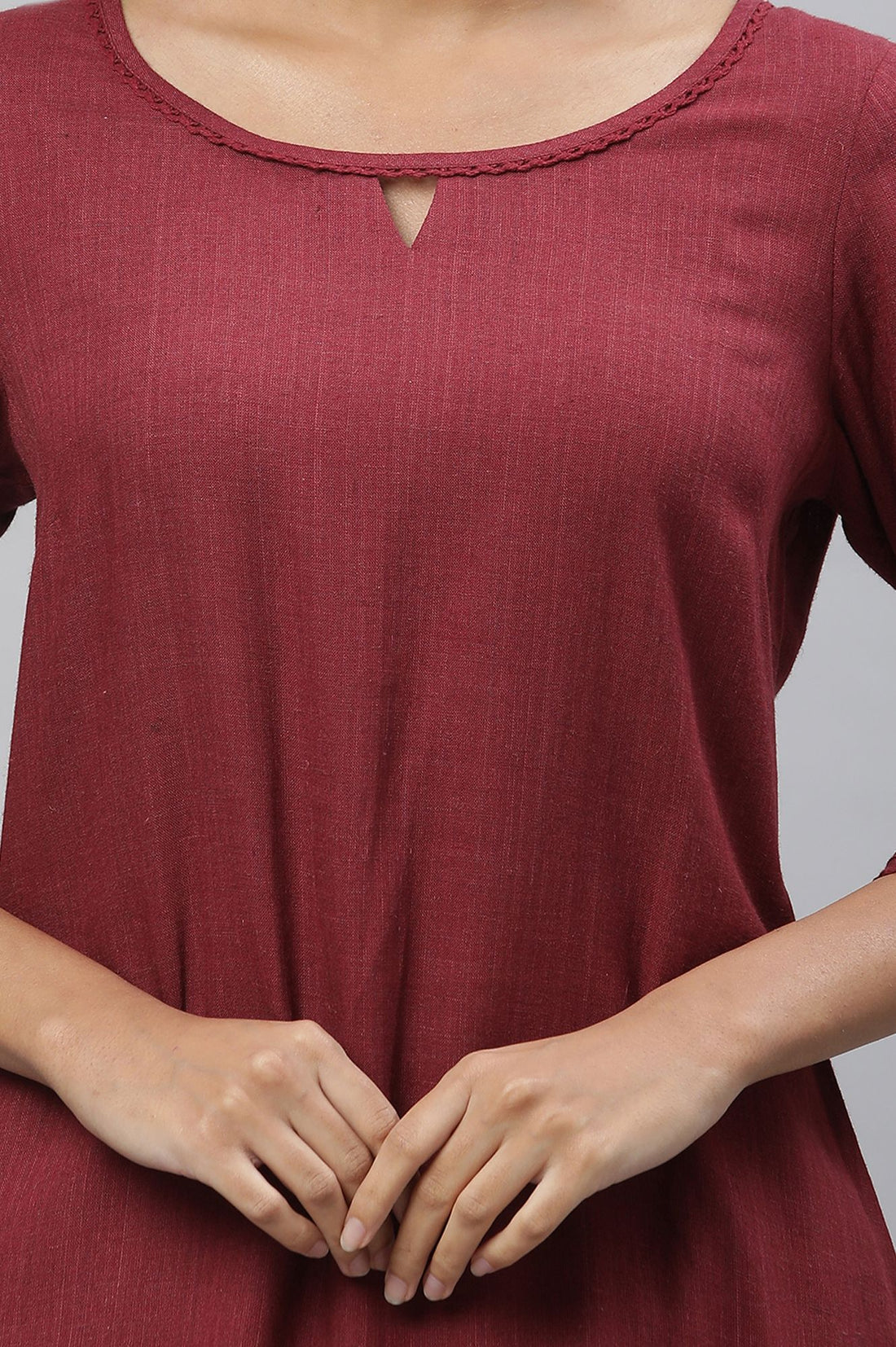 Maroon Solid Lace Yarn Dyed Rayon Straight Kurta with Tights