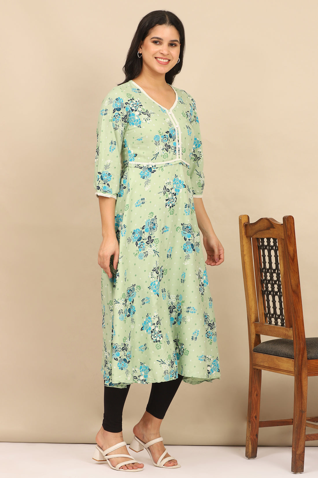 Green Floral Printed Circular LIVA Kurta and Leggings Set