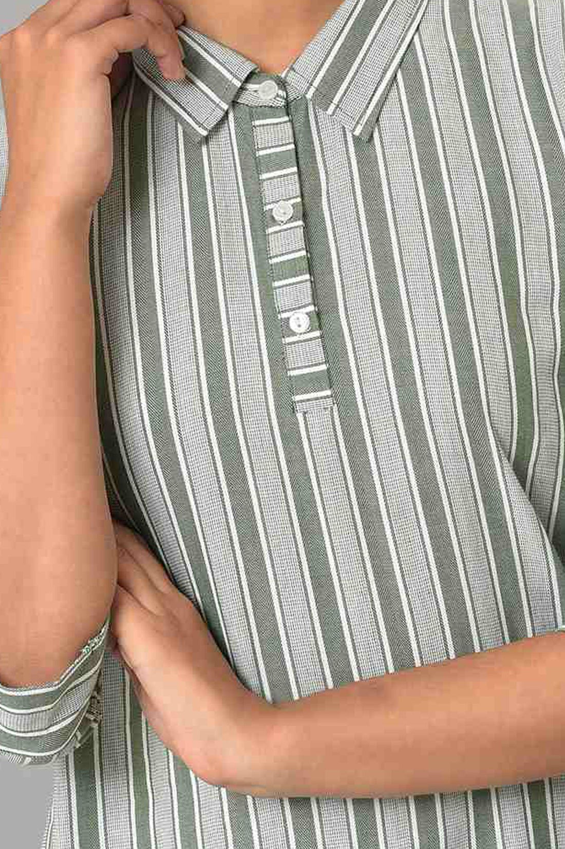 Green Yarn Dyed Striped Cotton Rayon Straight Kurta with Trousers Set