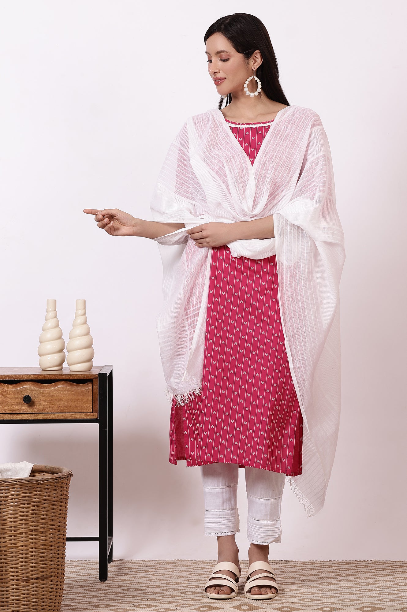 Pink Geometric Printed Pure Cotton Straight Kurta, Leggings and Dupatta Set