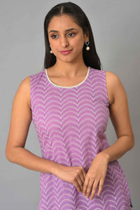 Purple Printed Sleeveless Short Kurti and Denim Jeggings Set
